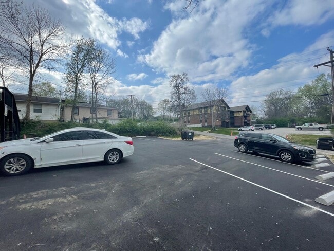 Building Photo - 1612 Richardson St