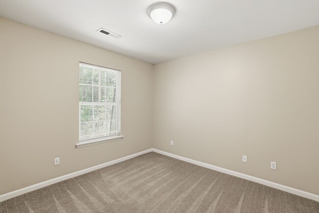 Building Photo - 740-742 Marley Way