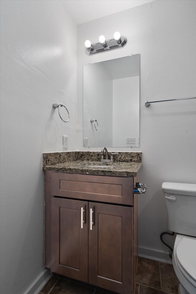 Building Photo - 6211 Manor Rd