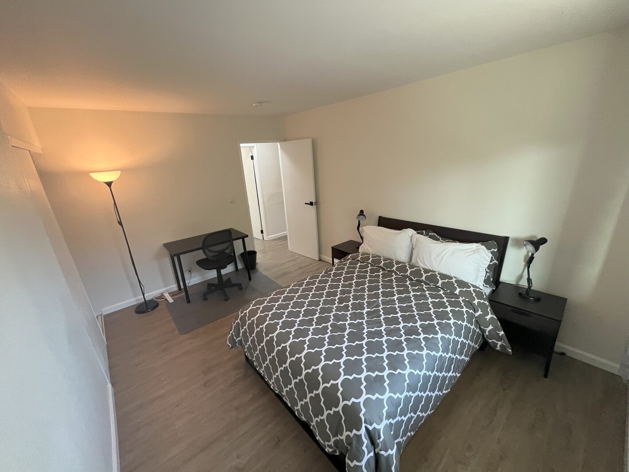 Bedroom 2 (Full bed) - 1924 Park Grove Ave