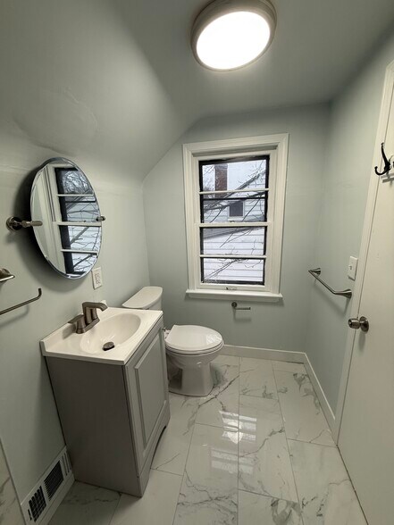full bathroom upstairs - 4185 Eastway Rd