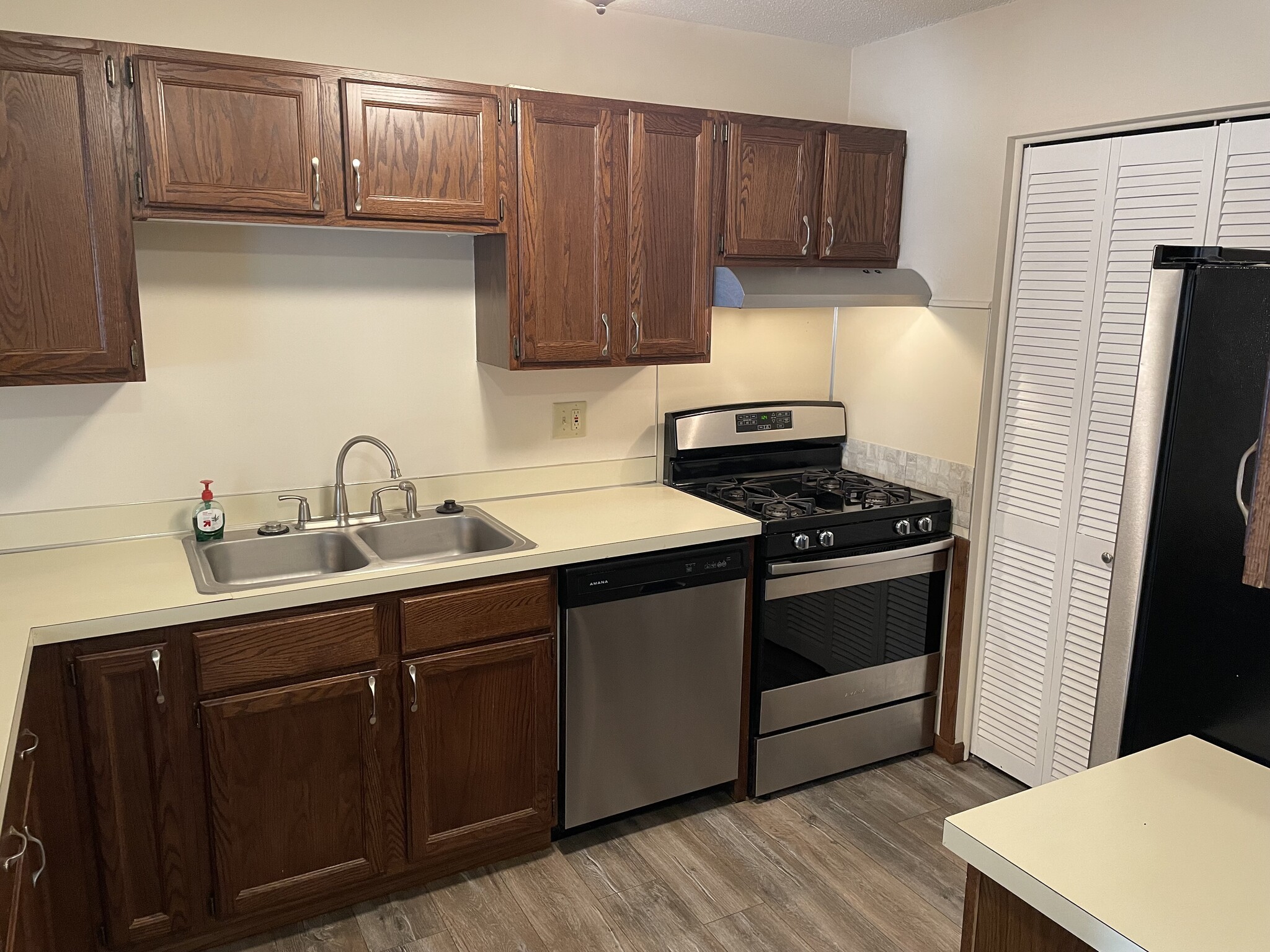 Building Photo - 4702 Markham Pt