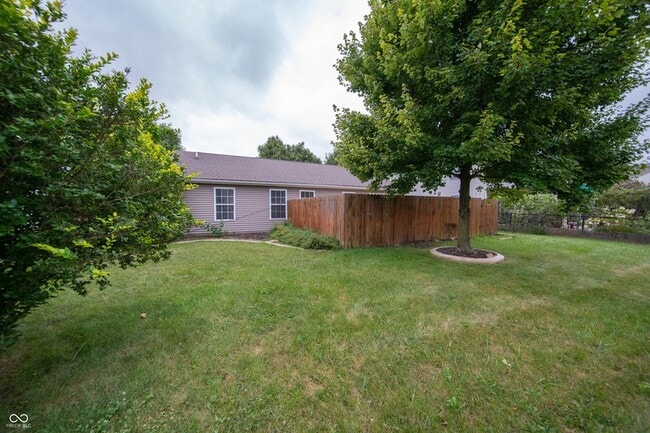 Building Photo - 6660 W Denton Dr