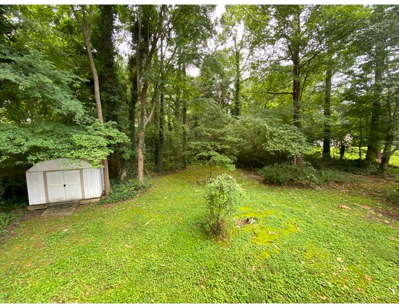 Building Photo - 1101 Cranston Rd