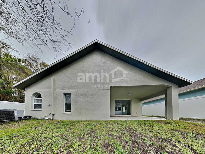 Building Photo - 30734 Midtown Ct