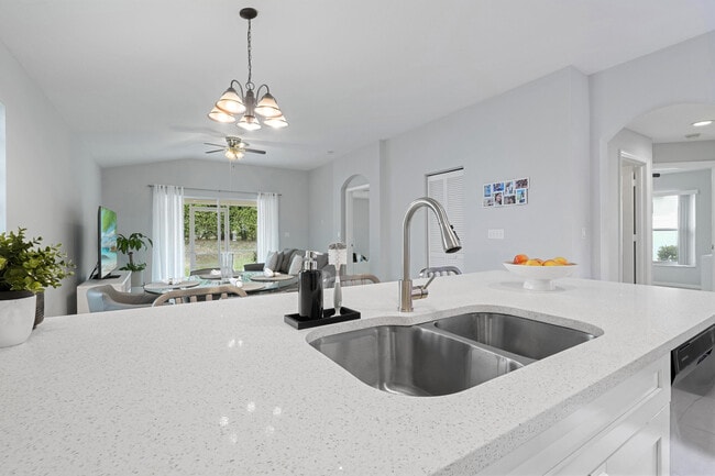 Building Photo - 6791 Lantern Key Dr