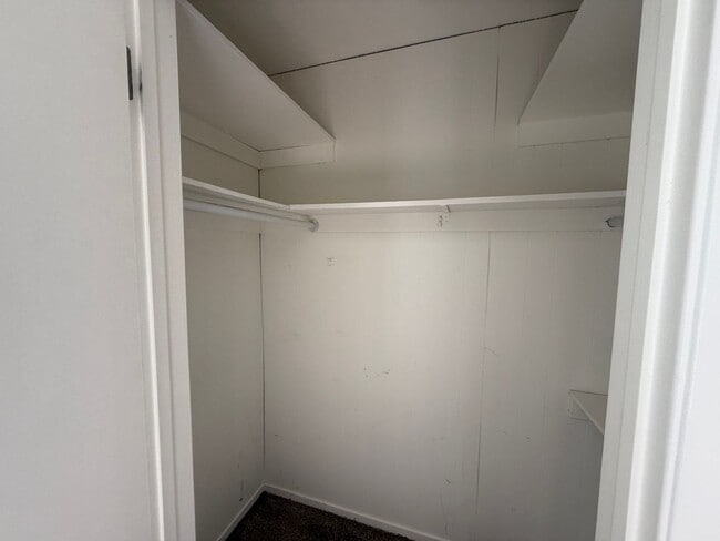 Building Photo - 4038 Argyle Dr