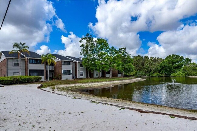 Building Photo - 1400 Gandy Blvd N