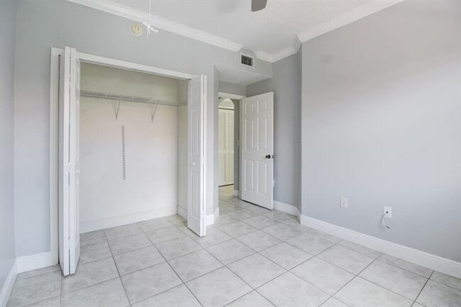 Building Photo - 8544 NW 140th Terrace