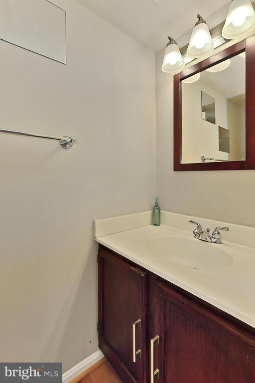 Building Photo - 9694 Poindexter Ct