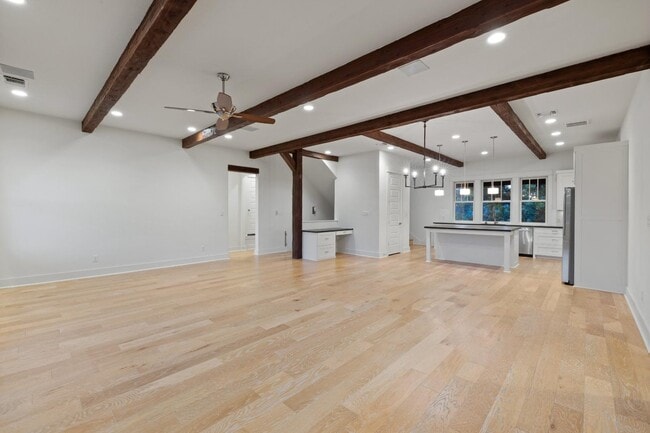 Building Photo - 2217 Seabiscuit Cv