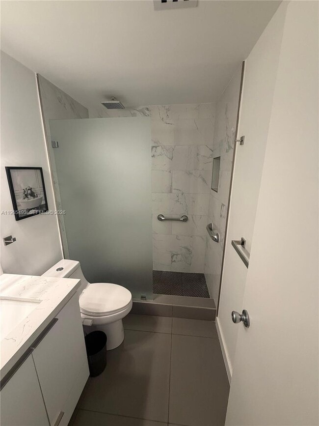 Building Photo - 13105 Ixora Ct