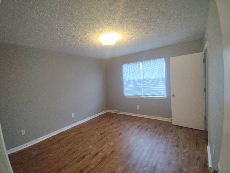 Building Photo - 36 Duiguid Dr