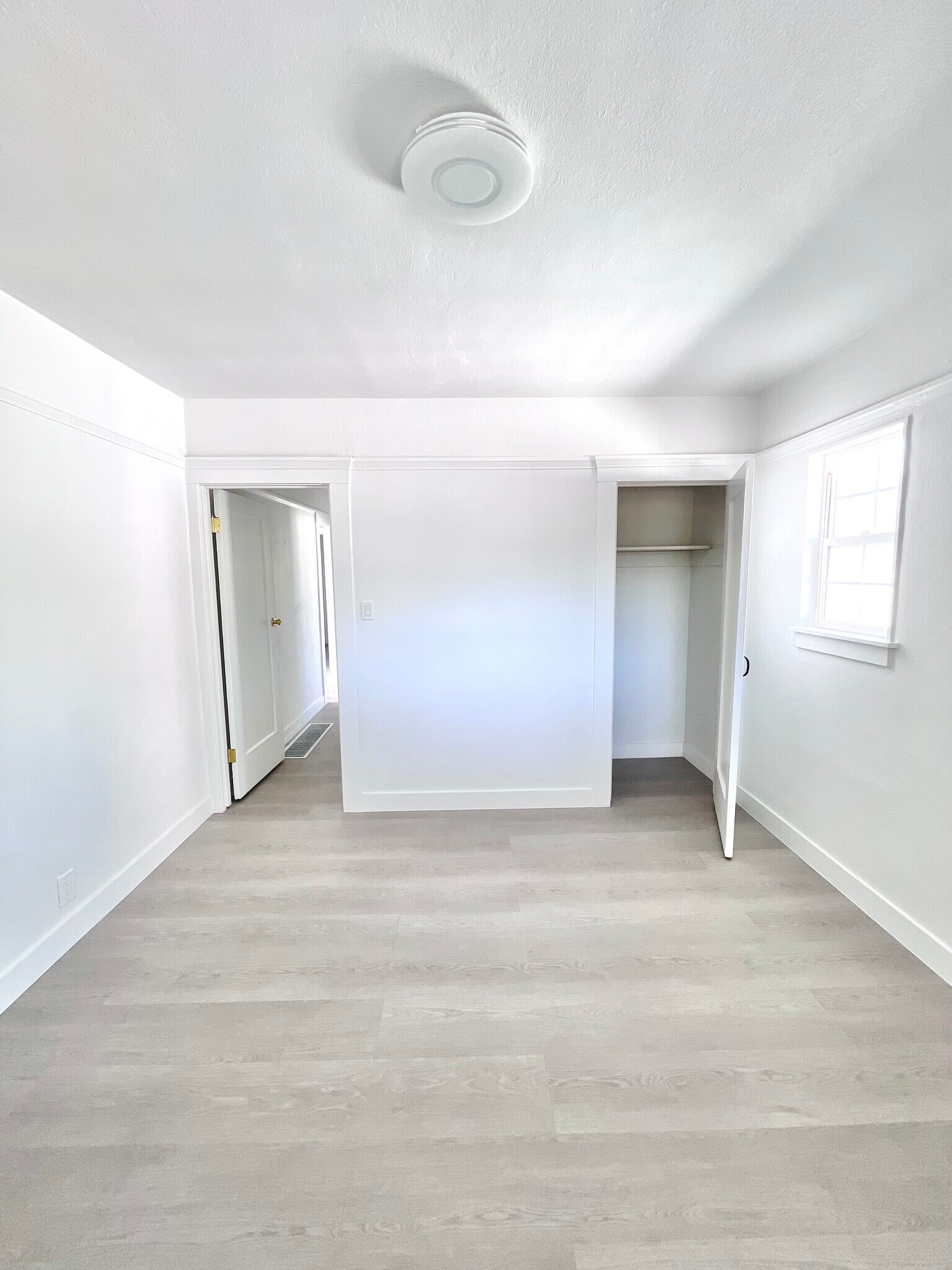 Building Photo - 4107 Redding St