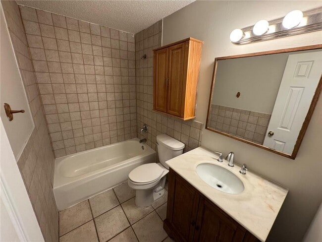 Building Photo - 3801 Del Monte Ct