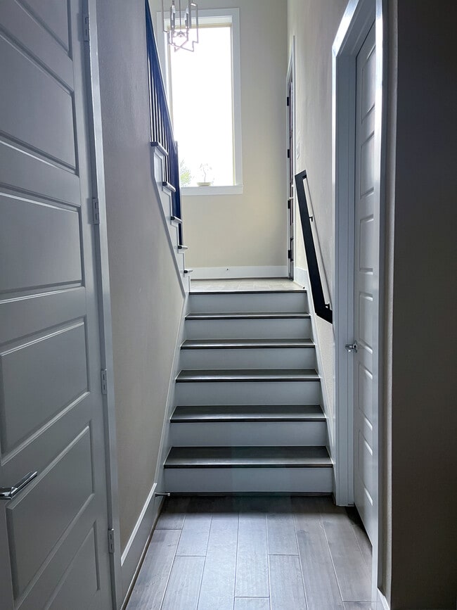 Building Photo - 2643 Fountain Key Blvd