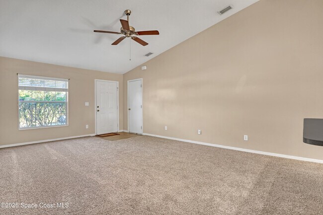 Building Photo - 1384 Palau St SE