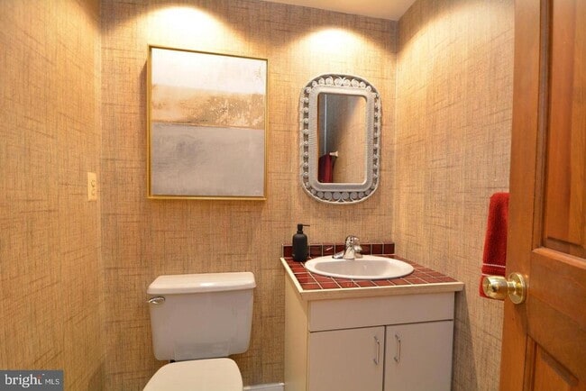 Building Photo - 8421 Alvin Rd