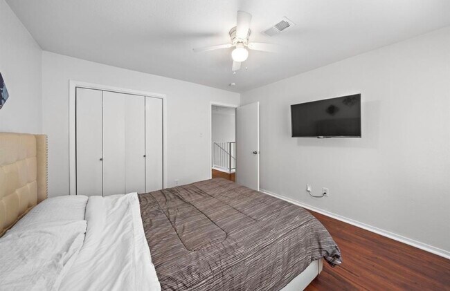 Building Photo - 15167 Kimberley Ct