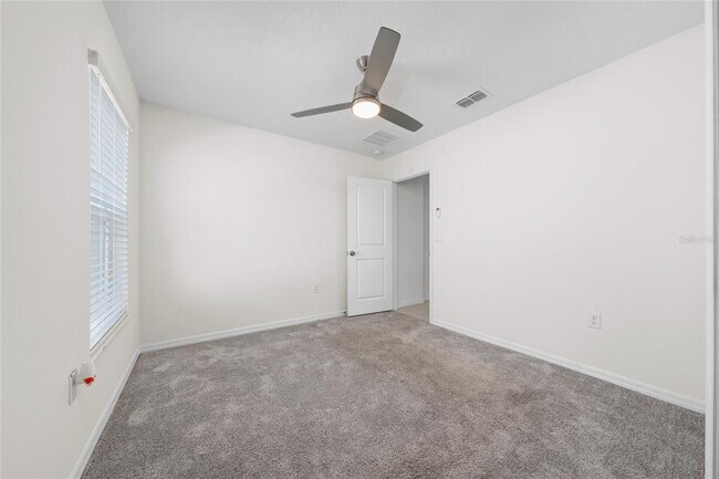 Building Photo - 9061 Oscraft Dr
