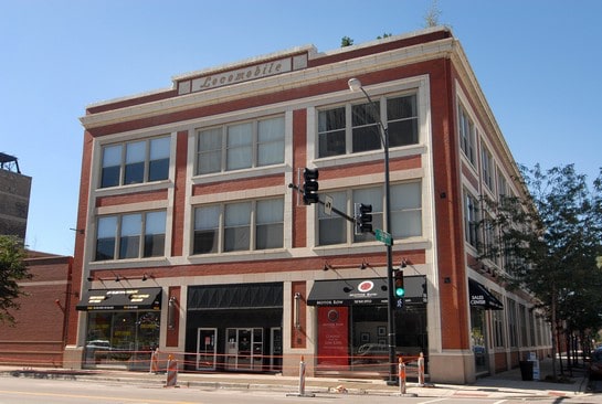 Building Photo - 2000 S Michigan Ave