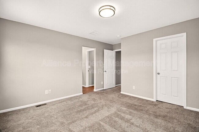 Building Photo - 7108 Passing Sky Dr