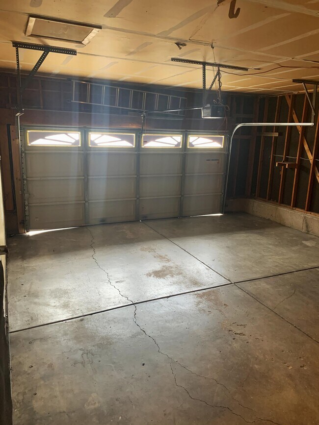 Building Photo - 5486 Mira Loma Cir