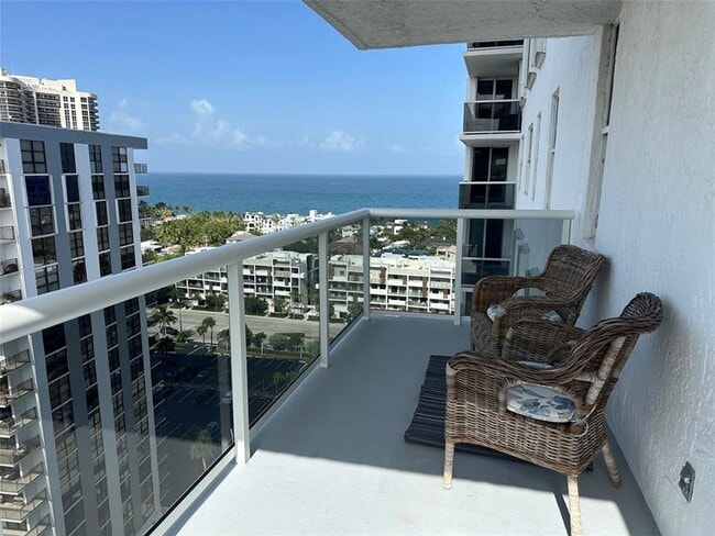 Building Photo - 3015 N Ocean Blvd