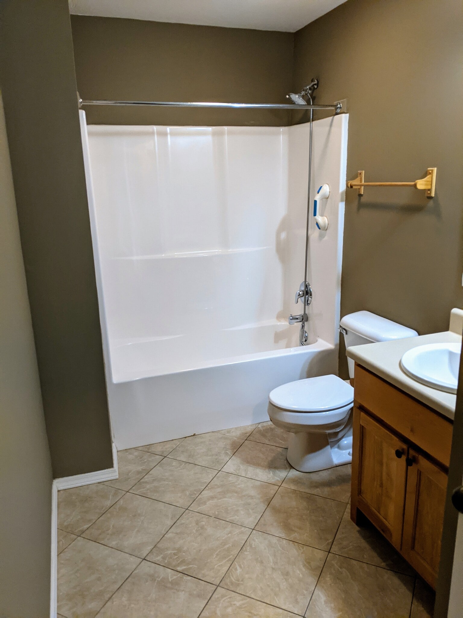 Building Photo - 458 Austin St