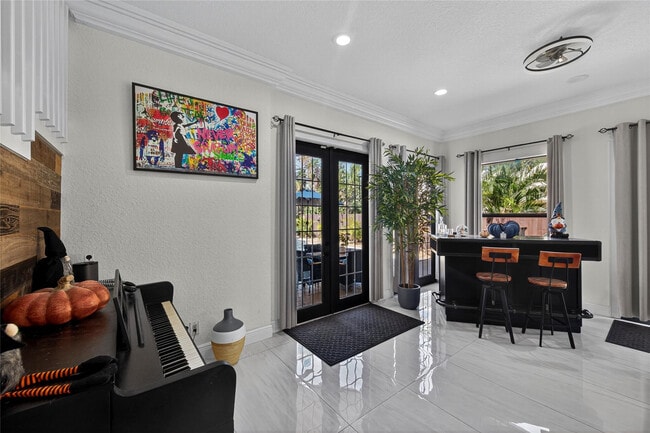 Building Photo - 2211 St