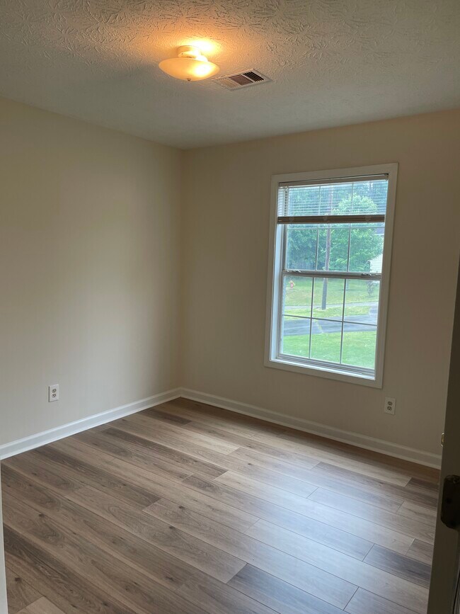 Bedroom one - 407 Leslie Ct