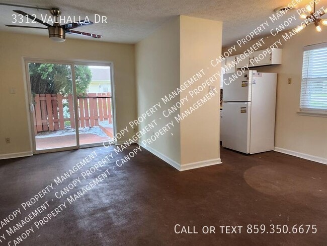 Building Photo - 3312 Valhalla Dr