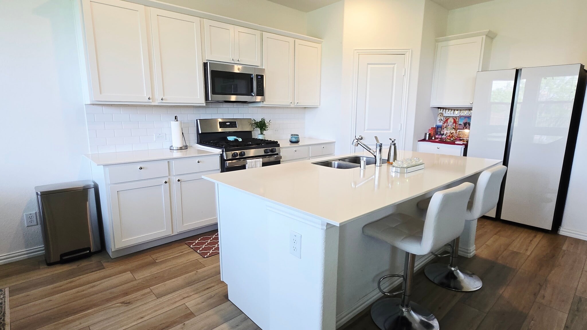 Building Photo - 3321 Kingsdown Dr