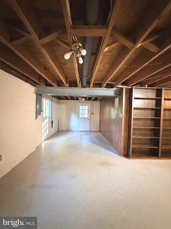 Building Photo - 9513 Stevebrook Rd