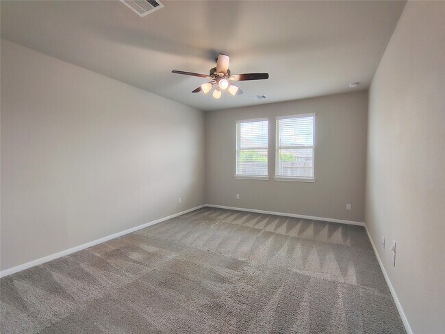 Building Photo - 9822 Willow Crown Ln