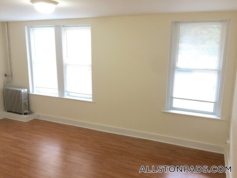 Building Photo - 23 Brighton Ave