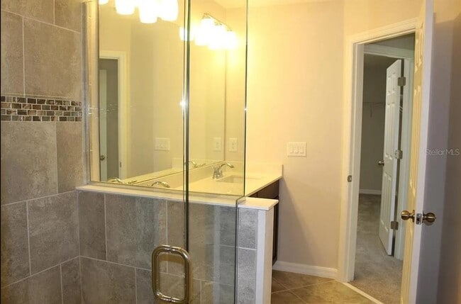 Building Photo - 3807 Brighton Park Cir