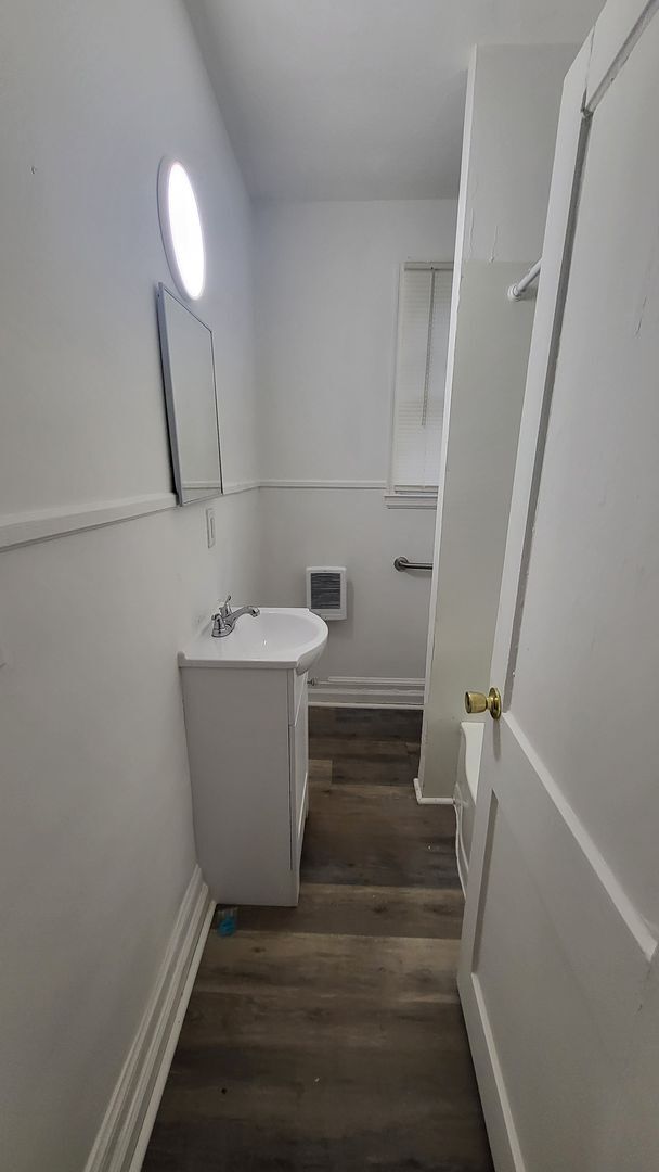 Building Photo - Two Bedroom Apt For Rent in Sumter SC!  2 ...