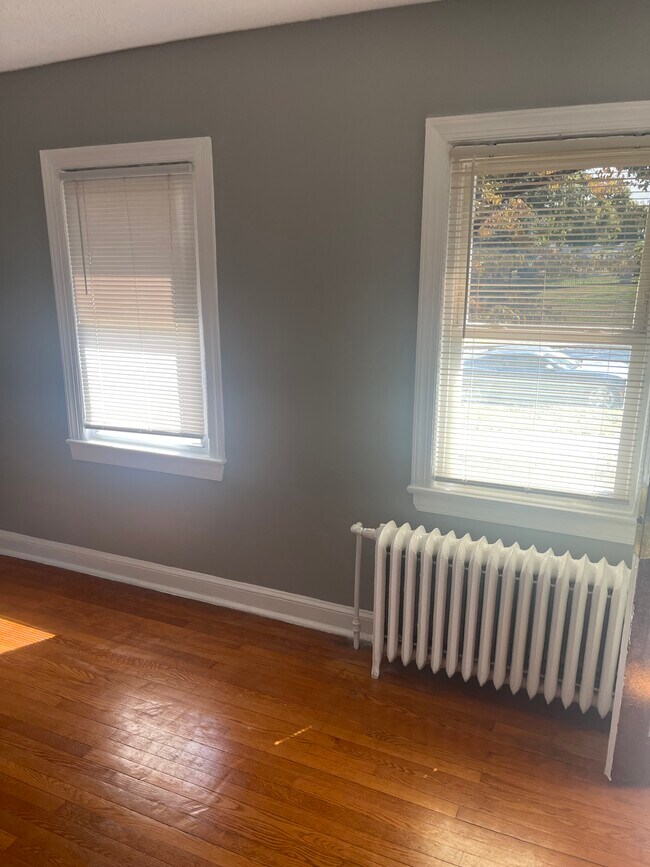 Building Photo - 4812 New Hampshire Ave NW