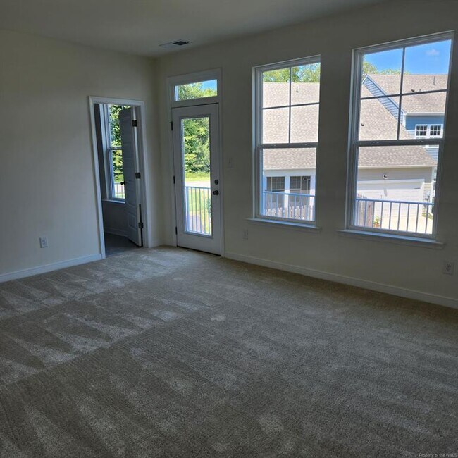 Building Photo - 4159 Northridge St