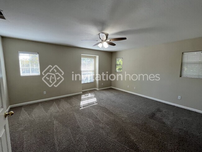 Building Photo - 932 Silverton Cir