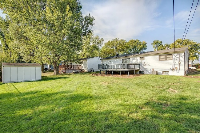 Building Photo - 1740 Deborah Dr