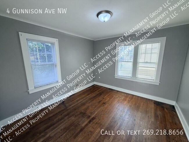 Building Photo - 4 Gunnison Ave NW