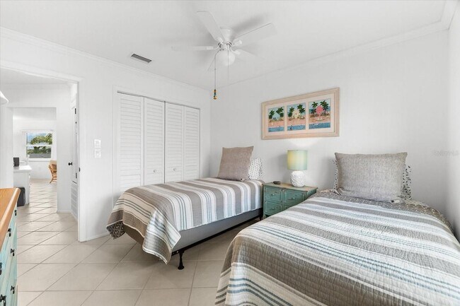 Building Photo - 6708 Sarasea Cir