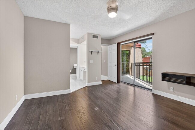 Building Photo - 8099 Severn Dr
