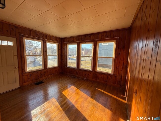 Building Photo - 55 Wetmore Ave