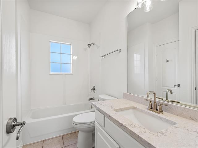 Building Photo - 1732 Auburn Dr