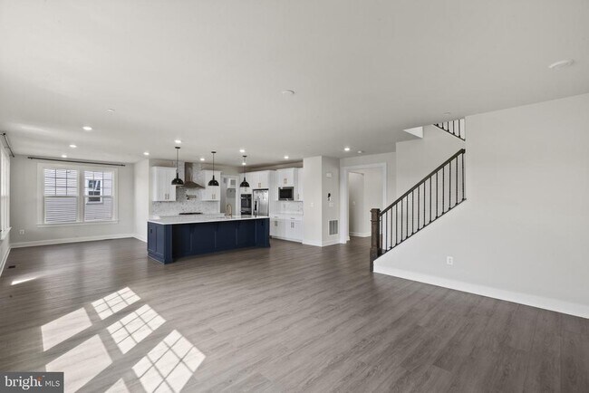 Building Photo - 7528 Zoe Ln
