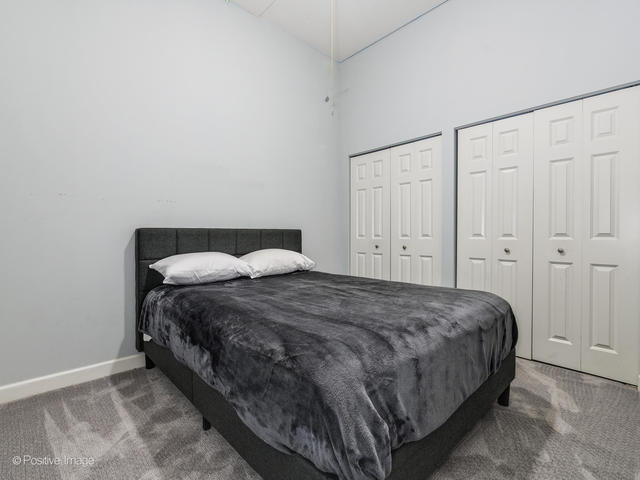 Building Photo - 3125 W Fullerton Ave