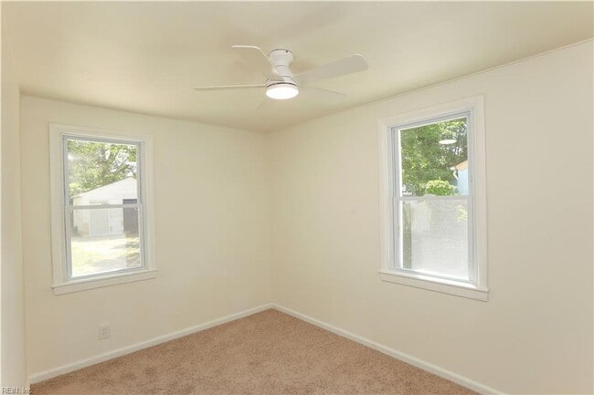 Building Photo - Cozy 2-Bedroom with Modern Upgrades